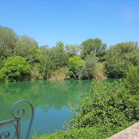 Montfrin Gite Face A La Riviere -Proche Du Pont Du Gard- المظهر الخارجي الصورة