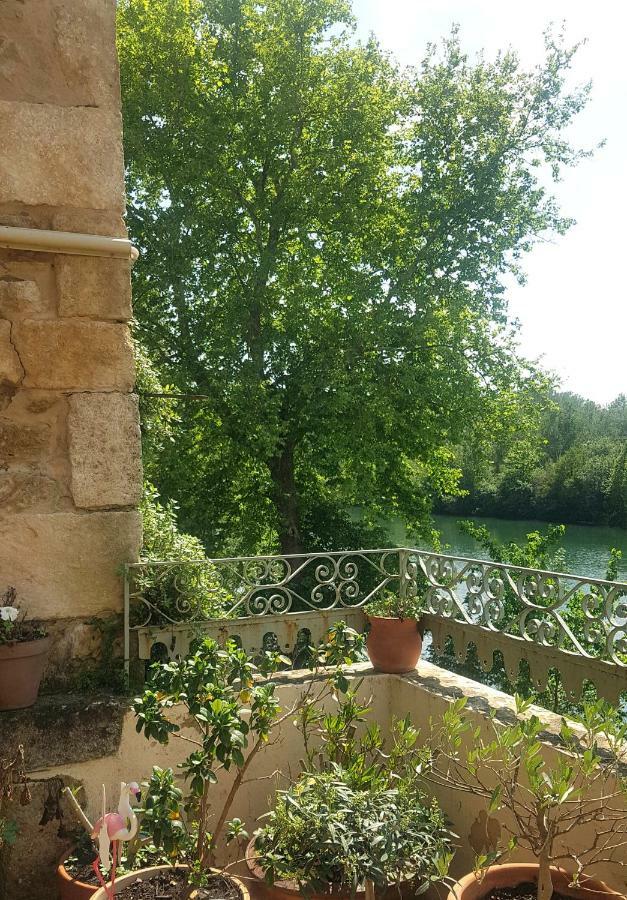 Montfrin Gite Face A La Riviere -Proche Du Pont Du Gard- المظهر الخارجي الصورة